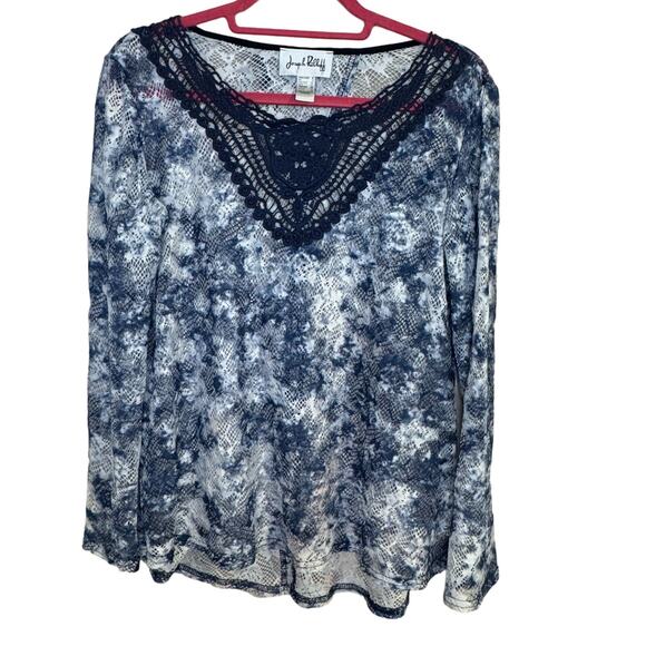 Joseph Ribkoff Tops - Joseph Ribkoff Blue and White Knit Top Size 4